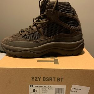 Yeezy boost desert boot